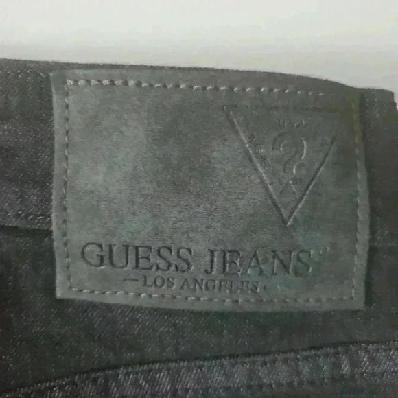 GUESS mens Lincoln slim straight black jeans size  29. Never worn. - Picture 5 of 7